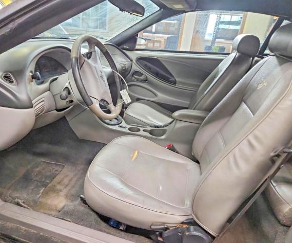 53576536 :رقم المزاد ، 1FAFP44694F229796 vin ، 2004 Ford Mustang مزاد بيع