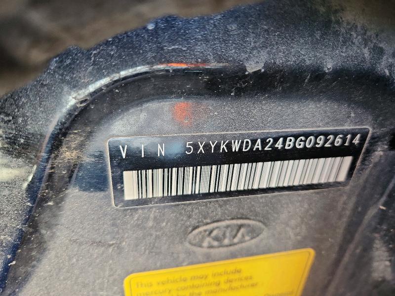 52898276 :رقم المزاد ، 5XYKWDA24BG092614 vin ، 2011 Kia Sorento مزاد بيع
