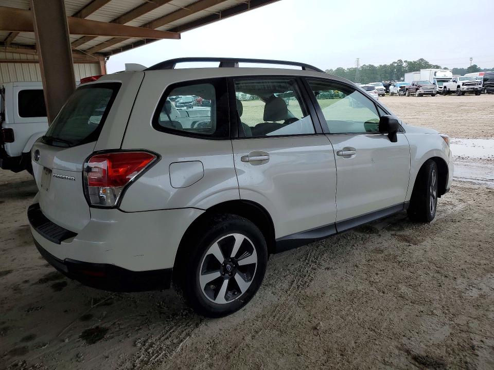 2018 Subaru Forester მანქანა იყიდება აუქციონზე, vin: JF2SJABCXJH465022, აუქციონის ნომერი: 54196246
