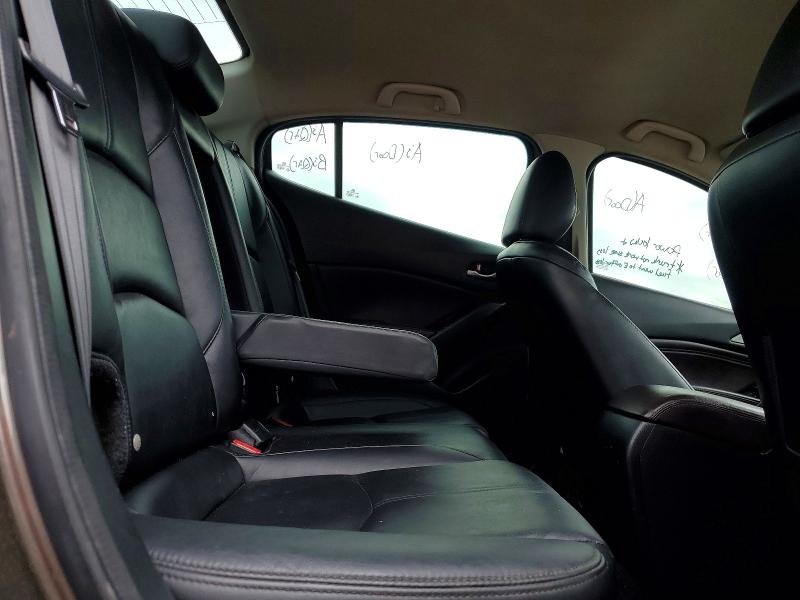 54856586 :رقم المزاد ، 3MZBN1V70HM112387 vin ، 2017 Mazda 3 S Touring Automati مزاد بيع