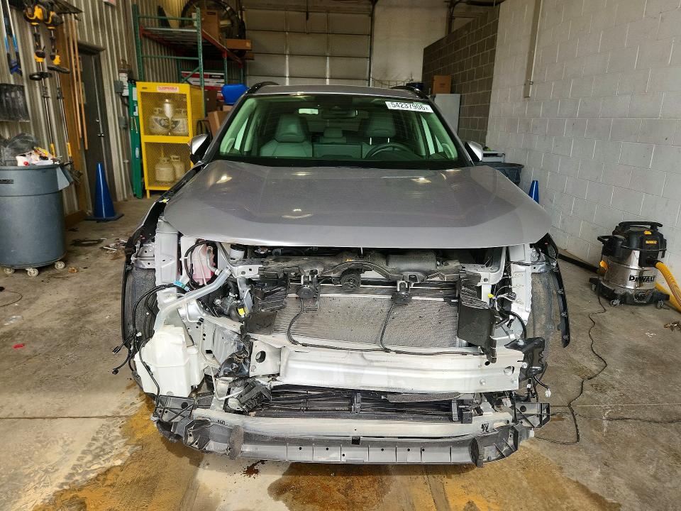 Продажа на аукционе авто 2024 Toyota Rav4, vin: JTMB6RFV9RD121632, номер лота: 54237906