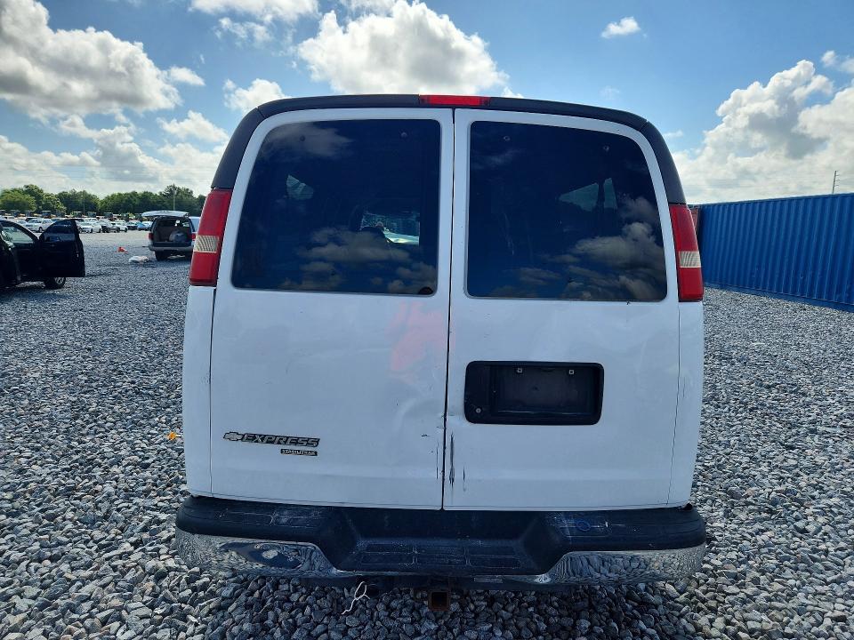2015 Chevrolet Express G3500 მანქანა იყიდება აუქციონზე, vin: 1GAZG1FGXF1123958, აუქციონის ნომერი: 54170936