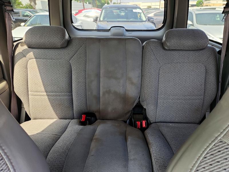 52939576 :رقم المزاد ، 1FMZU62X9YZC31135 vin ، 2000 Ford Explorer مزاد بيع