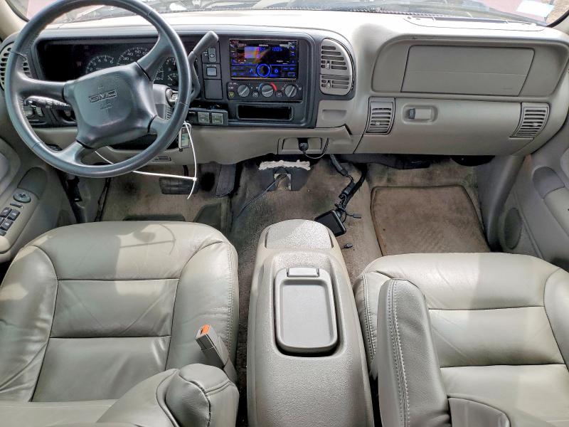 52585936 :رقم المزاد ، 3GKFK16R0XG531905 vin ، 1999 Gmc Suburban مزاد بيع