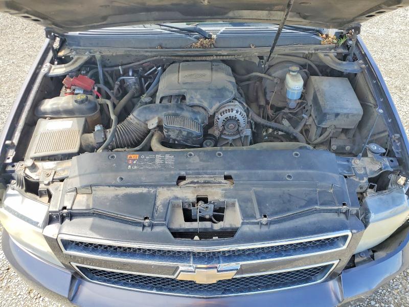 2011 Chevrolet Suburban მანქანა იყიდება აუქციონზე, vin: 1GNSKJE38BR295141, აუქციონის ნომერი: 54915716