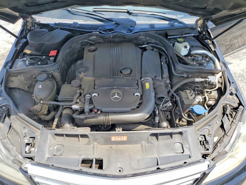 55304256 :رقم المزاد ، WDDGF4HB0DG080915 vin ، 2013 Mercedes-benz C مزاد بيع