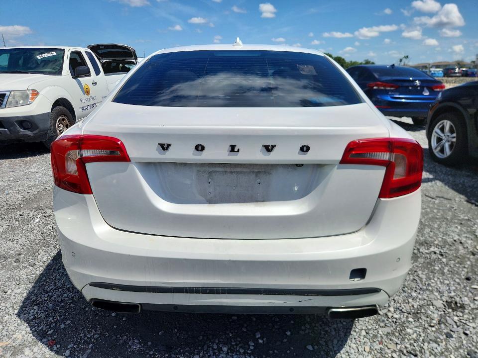 2017 Volvo S60 მანქანა იყიდება აუქციონზე, vin: LYV402HK3HB154767, აუქციონის ნომერი: 54506016