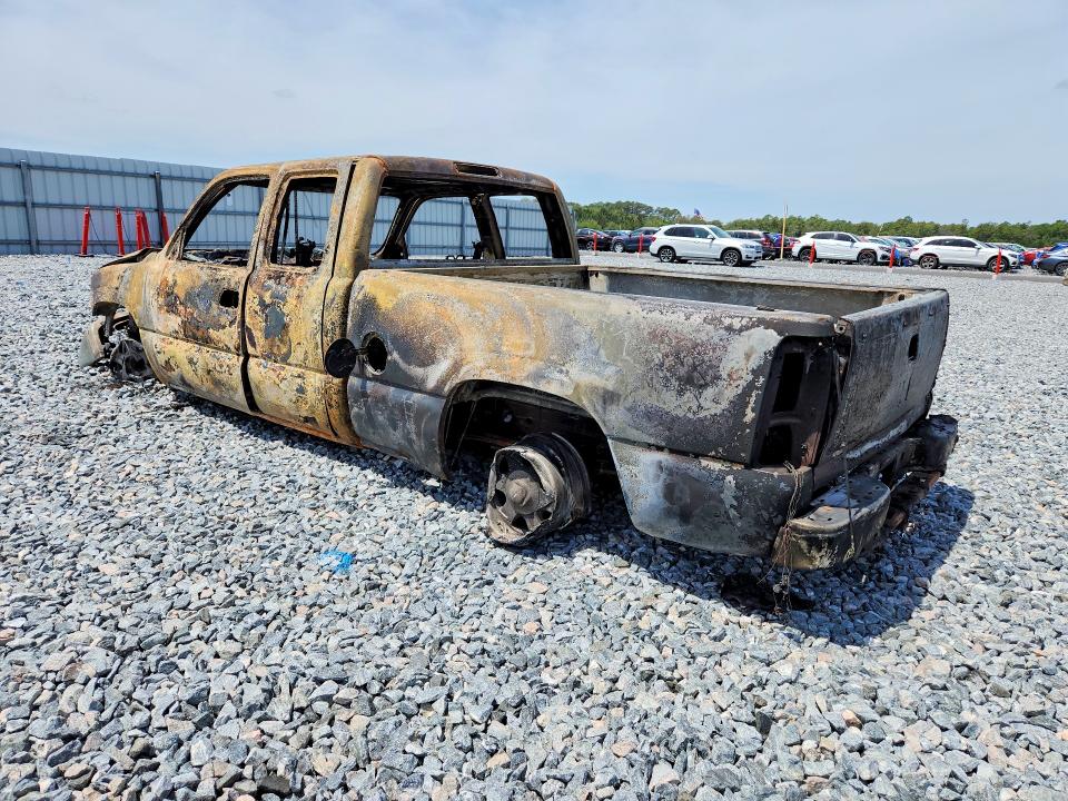 2000 Chevrolet Silverado მანქანა იყიდება აუქციონზე, vin: 2GCEC19V2Y1390844, აუქციონის ნომერი: 51754776
