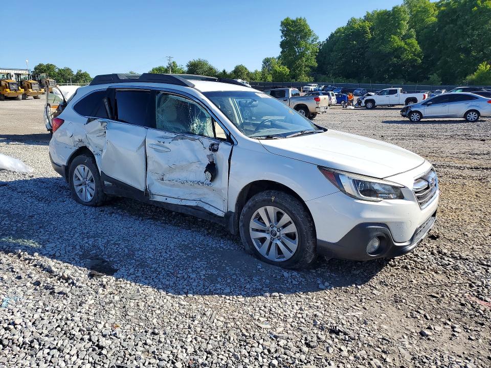 52992056 :رقم المزاد ، 4S4BSACC0J3278777 vin ، 2018 Subaru Outback مزاد بيع