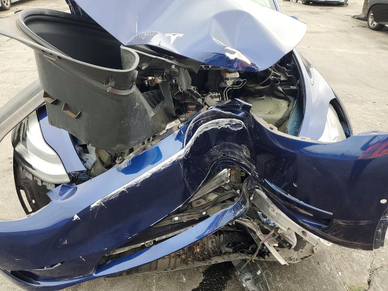 51812576 :رقم المزاد ، 5YJYGDEE7LF056436 vin ، 2020 Tesla Model Y مزاد بيع