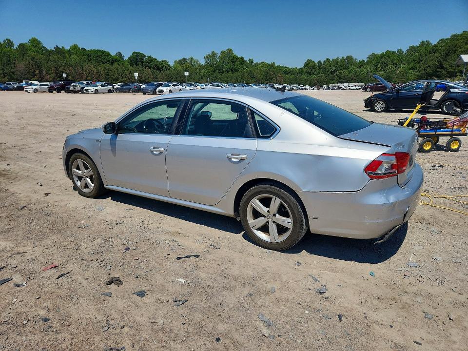 2014 Volkswagen Passat მანქანა იყიდება აუქციონზე, vin: 1VWAT7A32EC048695, აუქციონის ნომერი: 54147916