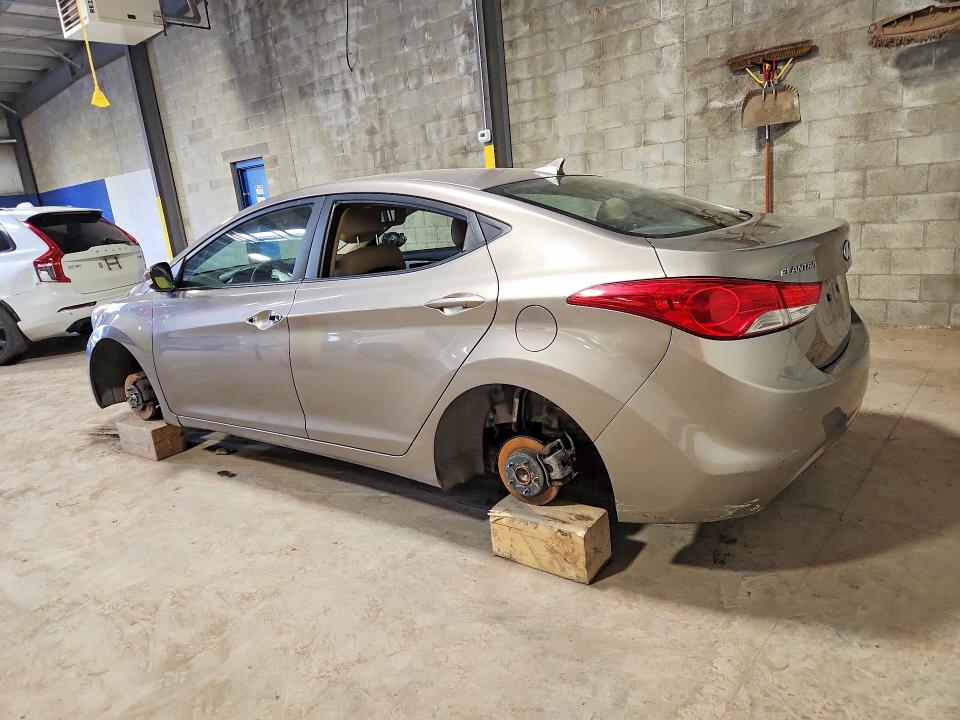 Продажа на аукционе авто 2012 Hyundai Elantra, vin: 5NPDH4AE9CH114761, номер лота: 52038456