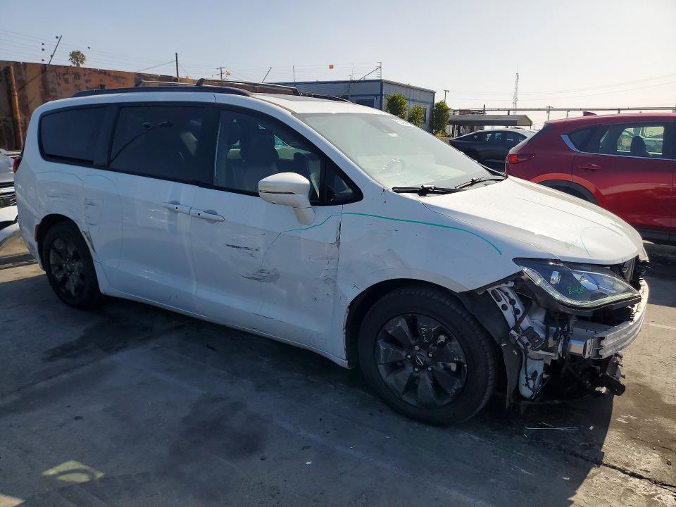 2020 Chrysler Pacifica მანქანა იყიდება აუქციონზე, vin: 2C4RC1N7XLR230245, აუქციონის ნომერი: 52496406