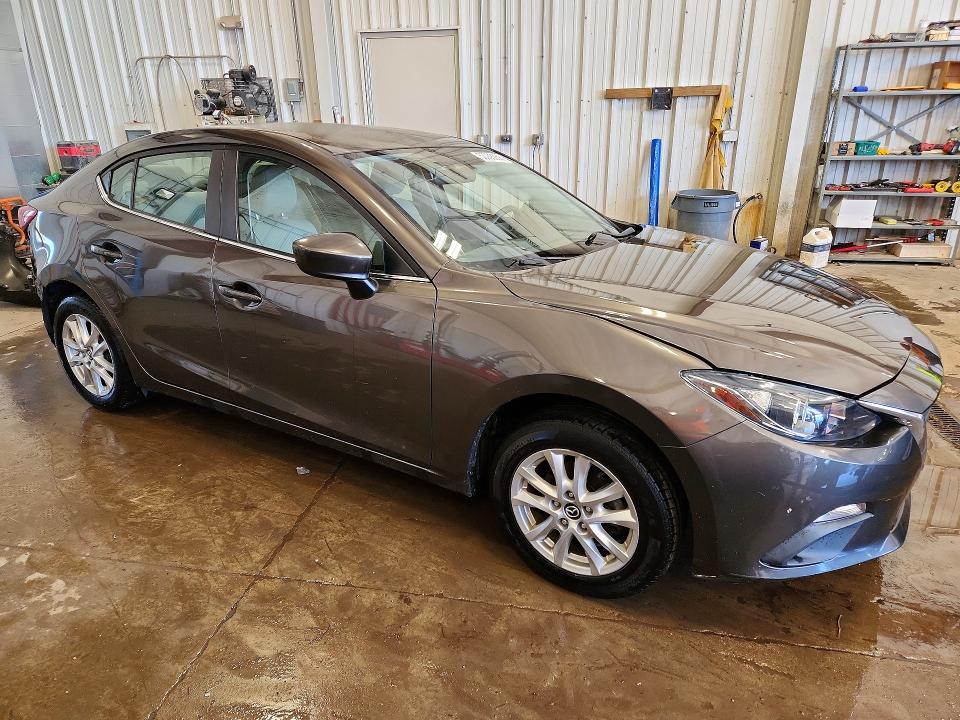 53065066 :رقم المزاد ، 3MZBM1U79GM305334 vin ، 2016 Mazda 3 مزاد بيع