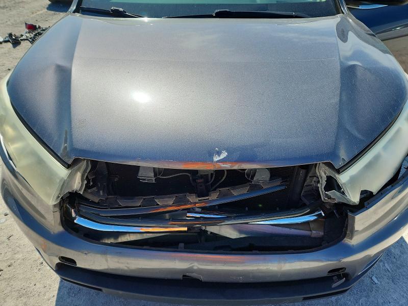 53265446 :رقم المزاد ، 5TDKKRFH0FS068504 vin ، 2015 Toyota Highlander مزاد بيع