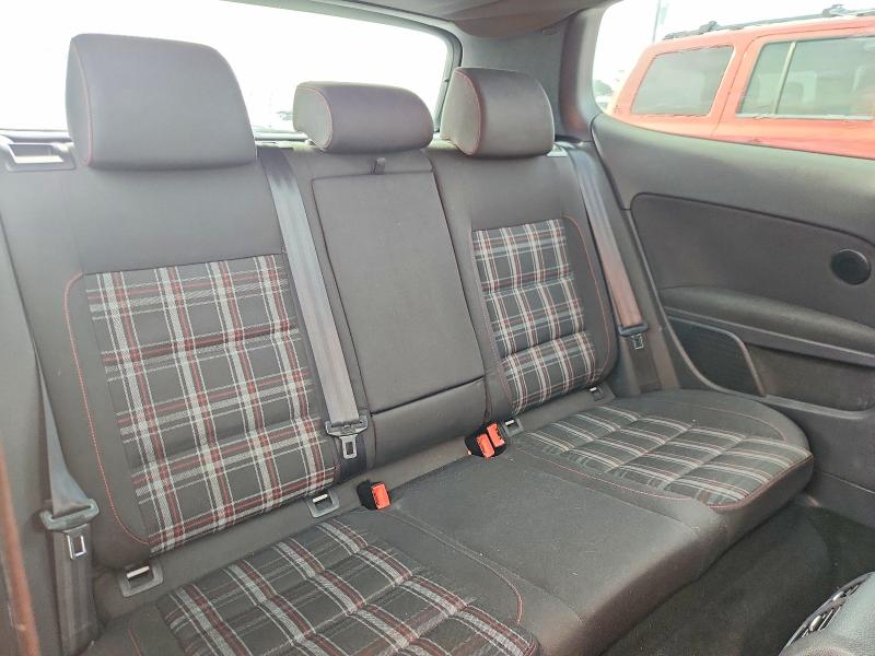 55388256 :رقم المزاد ، WVWEV7AJ1BW212364 vin ، 2011 Volkswagen Gti مزاد بيع