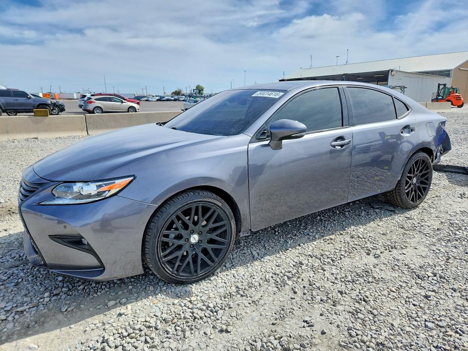 54414616 :رقم المزاد ، JTHBW1GG9H2132754 vin ، 2017 Lexus Es مزاد بيع