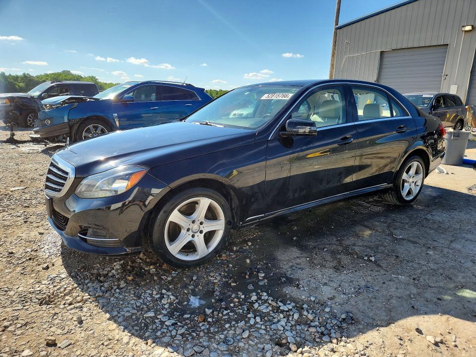 52815766 :رقم المزاد ، WDDHF8JBXEB043584 vin ، 2014 Mercedes-benz E مزاد بيع