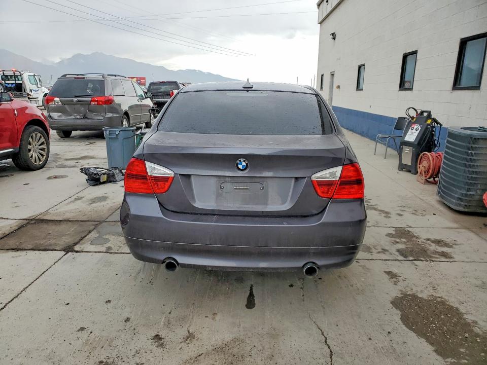 54462486 :رقم المزاد ، WBAVD53558A010671 vin ، 2008 Bmw 335 مزاد بيع