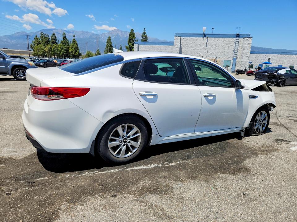 Auction sale of the 2017 Kia Optima, vin: KNAGT4L3XH5133492, lot number: 52601536