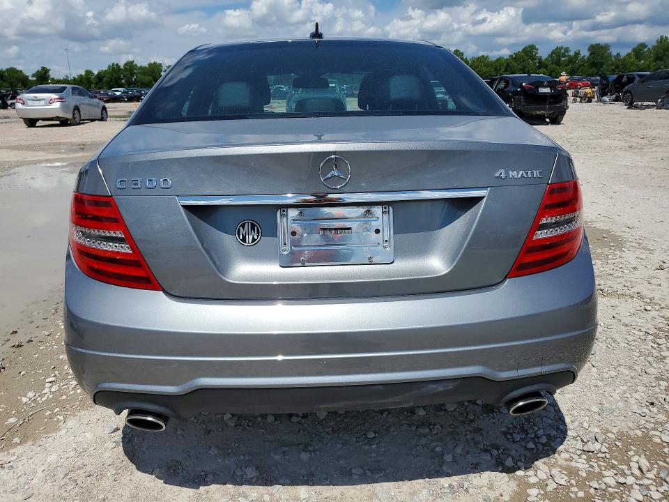 54514466 :رقم المزاد ، WDDGF8BB0CR213580 vin ، 2012 Mercedes-benz C مزاد بيع