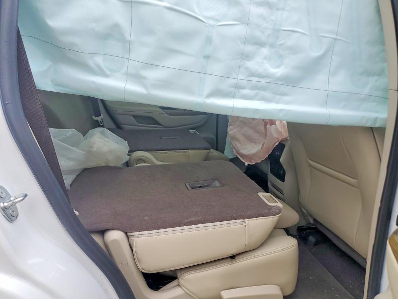 54976186 :رقم المزاد ، 1GKKNPLS9KZ150336 vin ، 2019 Gmc Acadia مزاد بيع