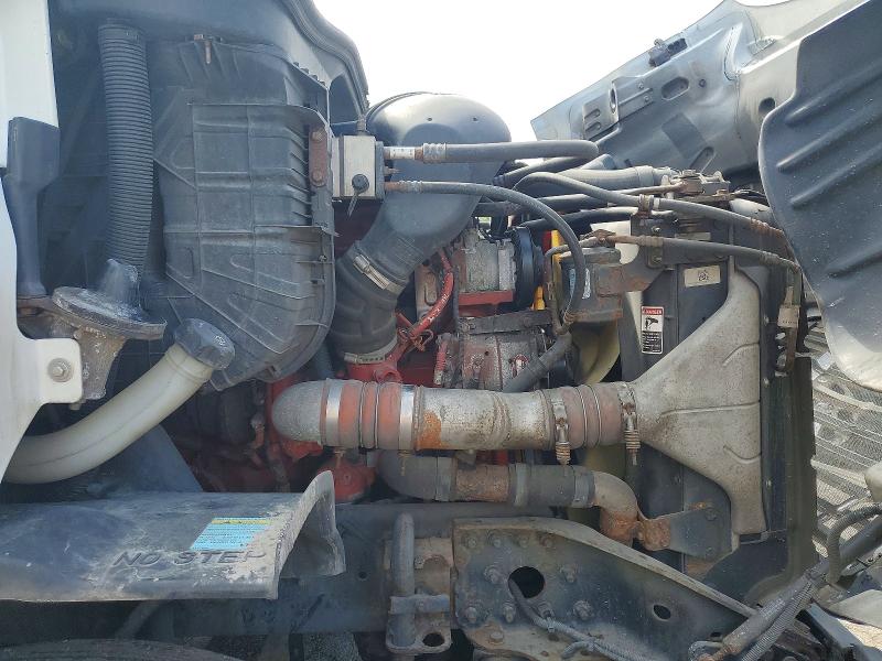 Продажа на аукционе авто 2018 Freightliner Cascadia 113, vin: 1FUBGAD96JLJV5406, номер лота: 52139886