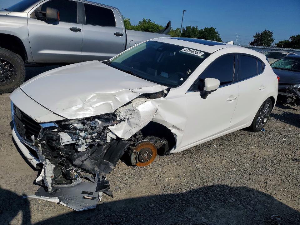 2018 Mazda 3 მანქანა იყიდება აუქციონზე, vin: 3MZBN1M38JM239893, აუქციონის ნომერი: 52586656