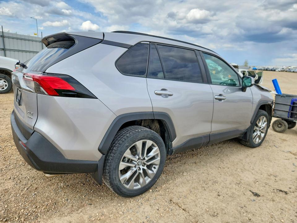 Продажа на аукционе авто 2019 Toyota Rav4, vin: 2T3R1RFV2KC032699, номер лота: 50614216