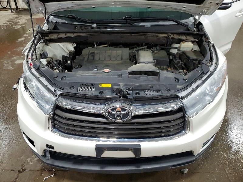Продаж на аукціоні авто 2016 Toyota Highlander, vin: 5TDJKRFH5GS352739, номер лоту: 55609116