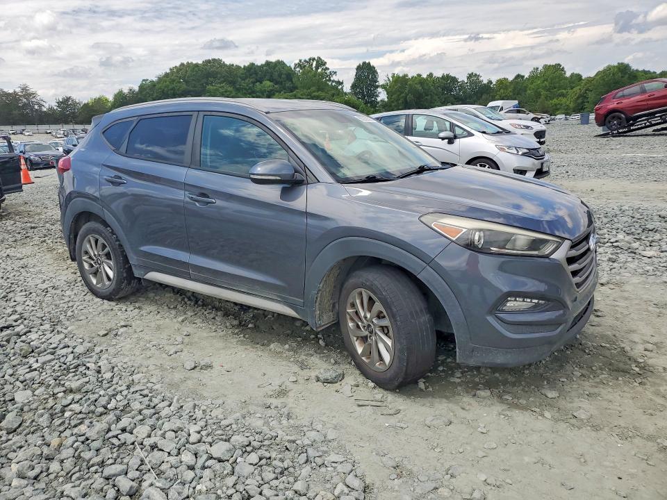 55239286 :رقم المزاد ، KM8J33A49JU711717 vin ، 2018 Hyundai Tucson مزاد بيع