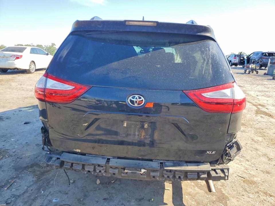 Продажа на аукционе авто 2019 Toyota Sienna, vin: 5TDYZ3DCXKS968301, номер лота: 52596506