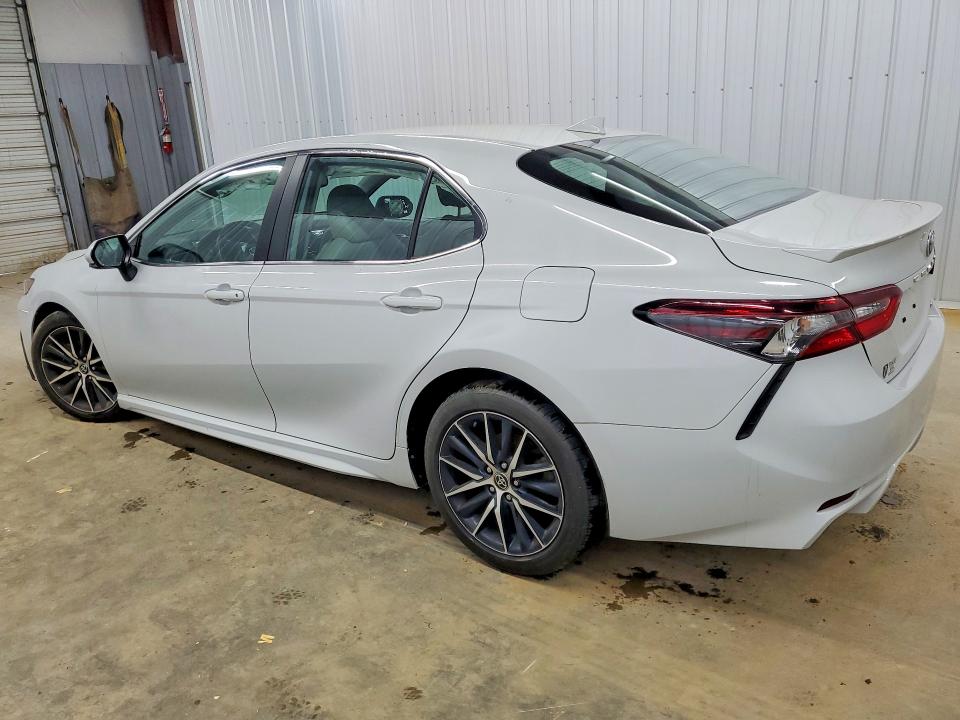 Продаж на аукціоні авто 2022 Toyota Camry, vin: 4T1T11AK0NU042938, номер лоту: 54713036
