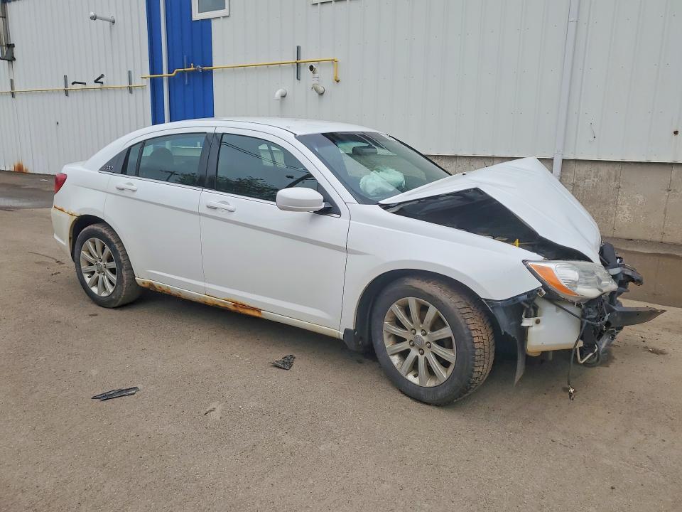 2013 Chrysler 200 მანქანა იყიდება აუქციონზე, vin: 1C3CCBBB0DN758660, აუქციონის ნომერი: 55244086