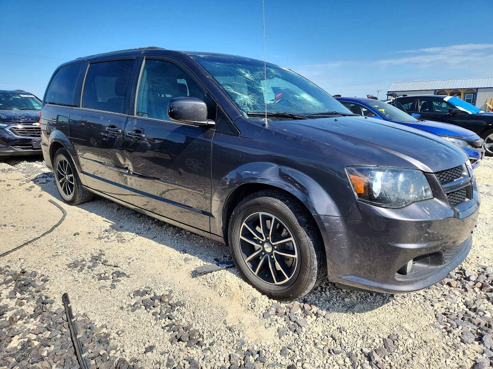 52825756 :رقم المزاد ، 2C4RDGEG5HR716324 vin ، 2017 Dodge Grand Caravan مزاد بيع
