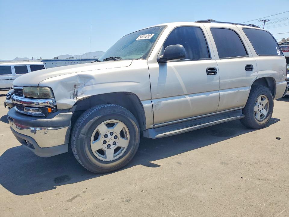 54017996 :رقم المزاد ، 1GNEC13VX4R222502 vin ، 2004 Chevrolet Tahoe مزاد بيع