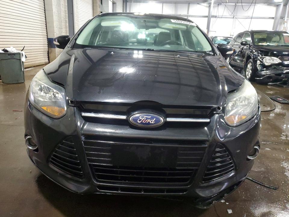 2013 Ford Focus მანქანა იყიდება აუქციონზე, vin: 1FADP3J2XDL144969, აუქციონის ნომერი: 54022096