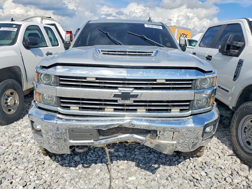 55387296 :رقم المزاد ، 1GC1KTEY3KF106151 vin ، 2019 Chevrolet Silverado مزاد بيع