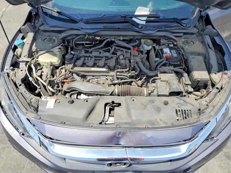 52585456 :رقم المزاد ، 2HGFC3B38HH358384 vin ، 2017 Honda Civic مزاد بيع