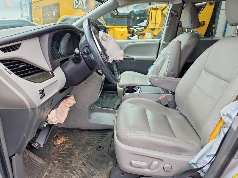 Продажа на аукционе авто 2019 Toyota Sienna, vin: 5TDYZ3DC0KS996799, номер лота: 53191316