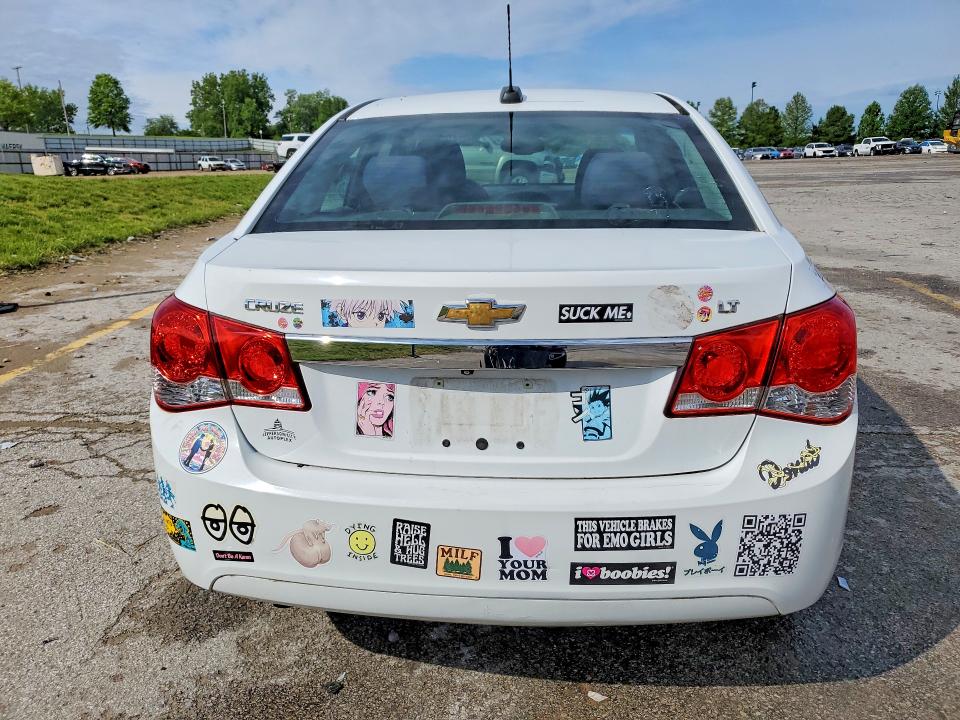 52406206 :رقم المزاد ، 1G1PC5SB9F7220389 vin ، 2015 Chevrolet Cruze مزاد بيع