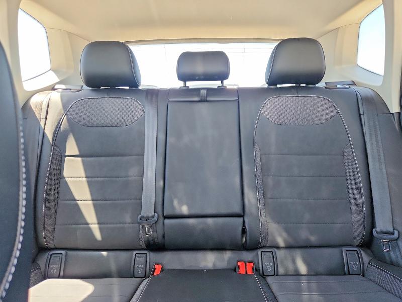 Продажа на аукционе авто 2022 Volkswagen Taos, vin: 3VVWX7B25NM042036, номер лота: 52594266