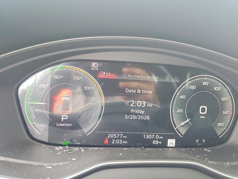 55380726 :رقم المزاد ، WA1F2AFY7R2105444 vin ، 2024 Audi Q5 E مزاد بيع