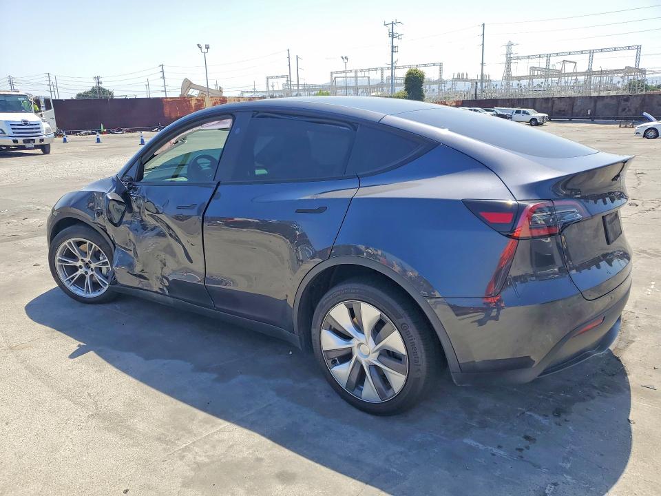 55001086 :رقم المزاد ، 7SAYGDEE7RA238324 vin ، 2024 Tesla Model Y مزاد بيع