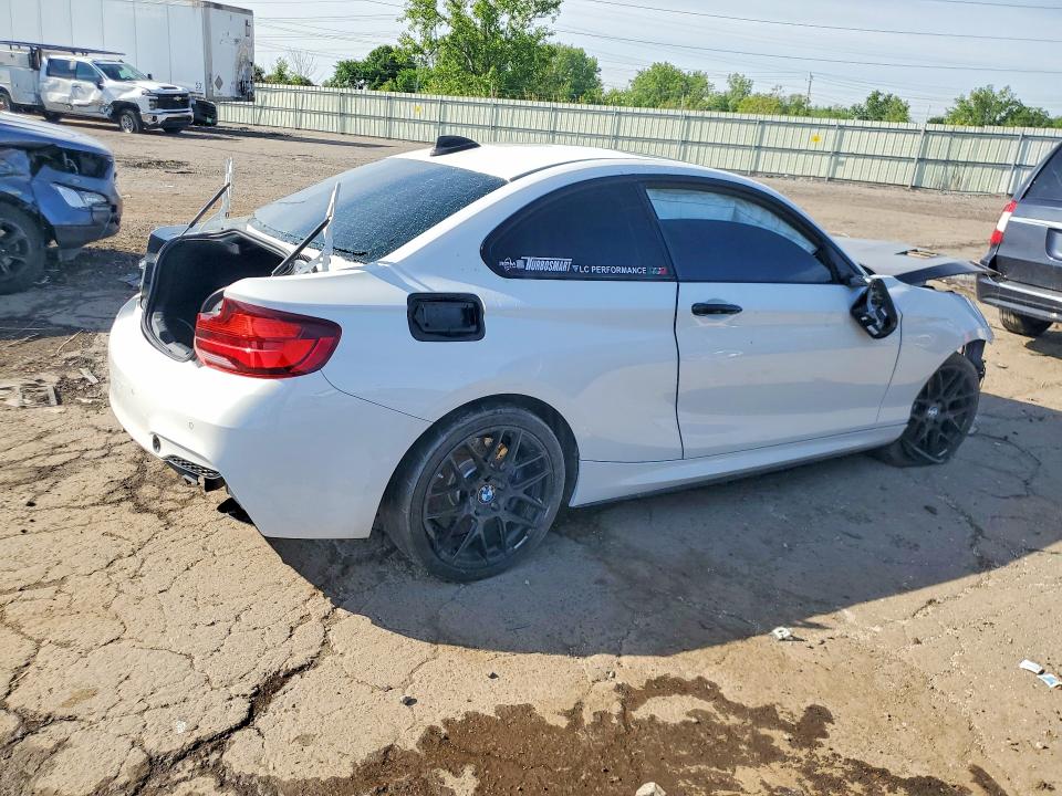 54041106 :رقم المزاد ، WBA1J9C50FVX98800 vin ، 2015 Bmw M235xi مزاد بيع