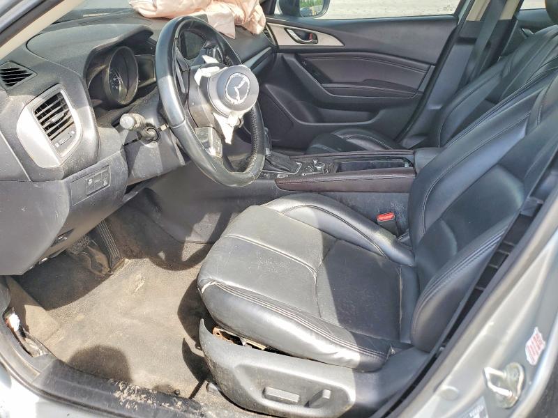 53320856 :رقم المزاد ، 3MZBN1V38JM197790 vin ، 2018 Mazda 3 مزاد بيع