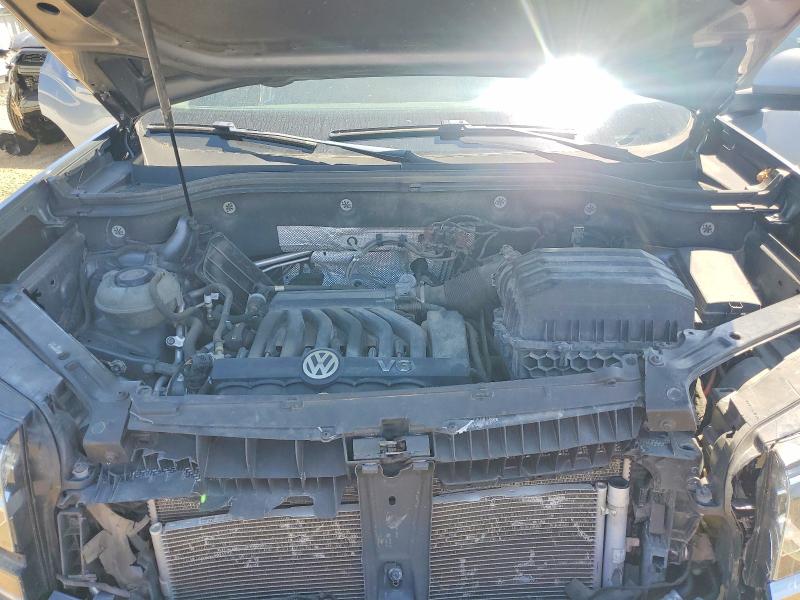Продажа на аукционе авто 2018 Volkswagen Atlas, vin: 1V2KR2CA8JC570681, номер лота: 54779576