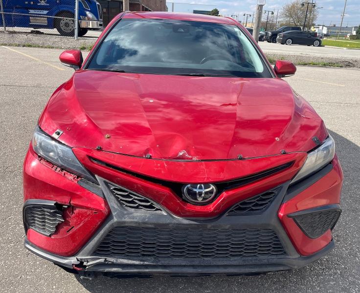 2022 Toyota Camry მანქანა იყიდება აუქციონზე, vin: 4T1G11AK9NU040137, აუქციონის ნომერი: 54863526