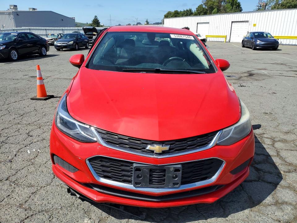 53087546 :رقم المزاد ، 1G1BE5SMXJ7191676 vin ، 2018 Chevrolet Cruze مزاد بيع