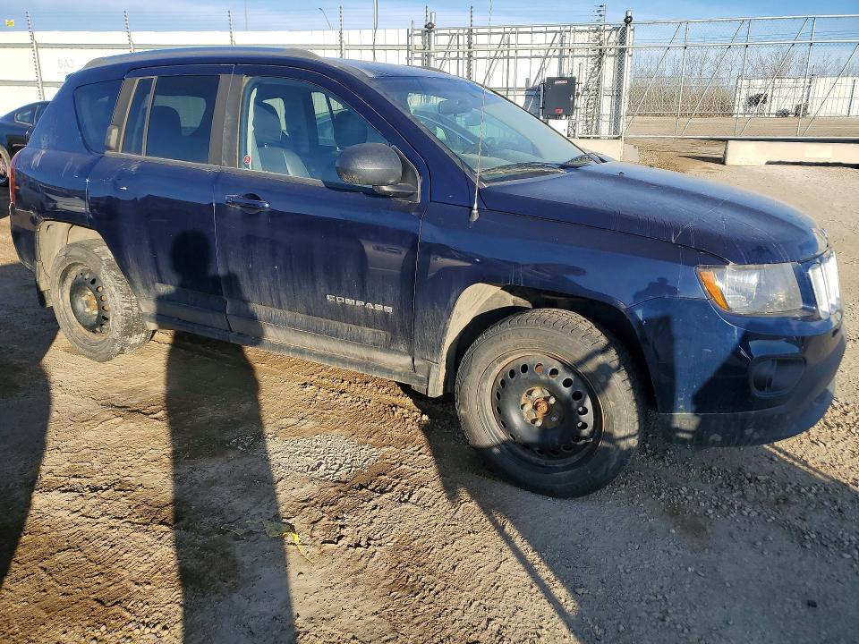 2014 Jeep Compass მანქანა იყიდება აუქციონზე, vin: 1C4NJDABXED625516, აუქციონის ნომერი: 51199426